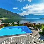 Hofslund Fjord 3* Sogndal