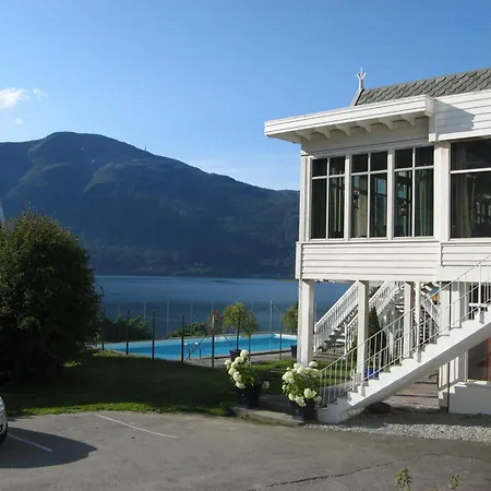 Hofslund Fjord Sogndal