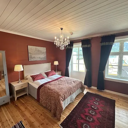 Hofslund Fjord Hotell Sogndal