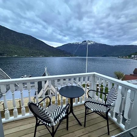 Hotel Hofslund Fjord 4*