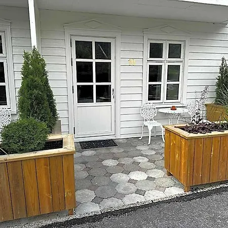 Hofslund Fjord 4*
