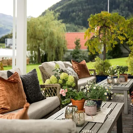 Hofslund Fjord 4* Sogndal