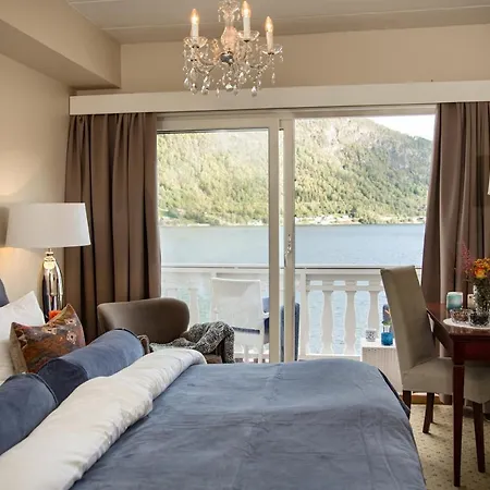 Hofslund Fjord Hotell 3*