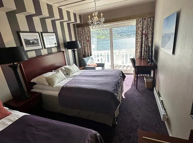 Hofslund Fjord Hotel