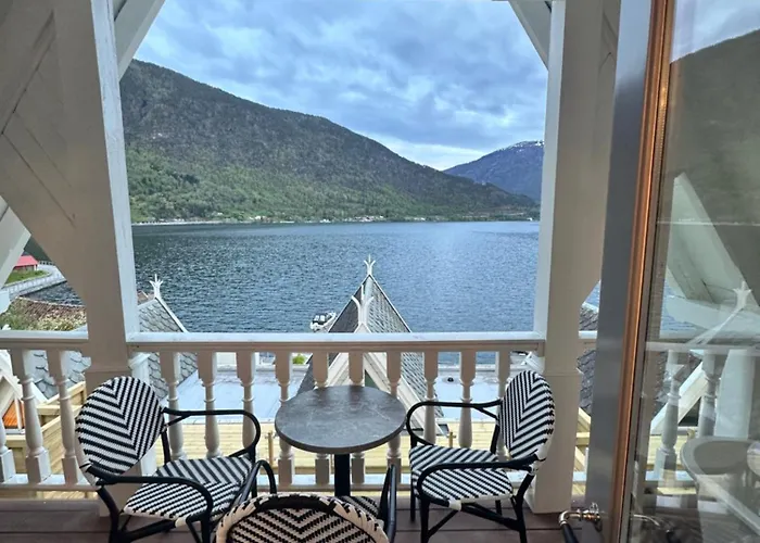 מלון Hofslund Fjord