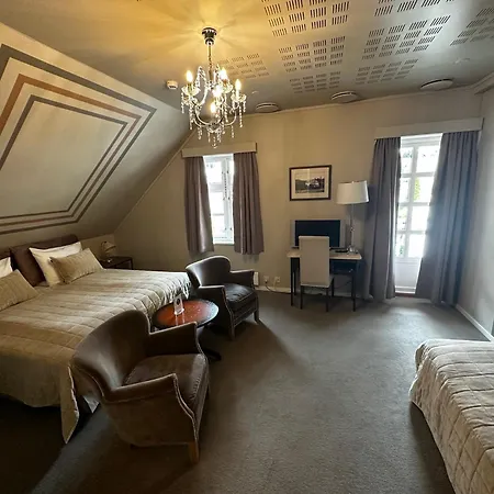 Hofslund Fjord Hotel